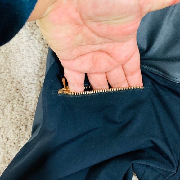 A DAY Black Leggings style BAL-BLK-00SM ZIPPERED POCKETS - Picture 7 of 16